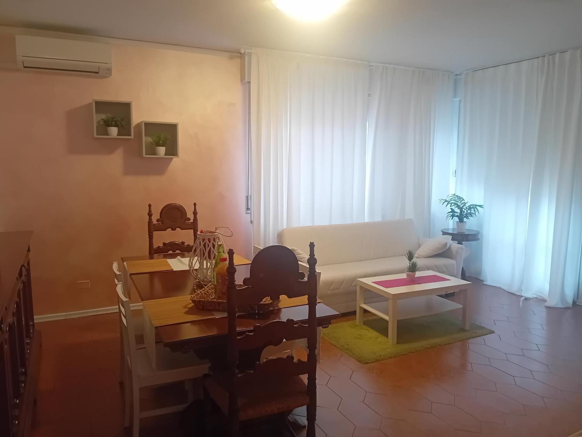 Garda City Home Family Apartments Phòng bức ảnh